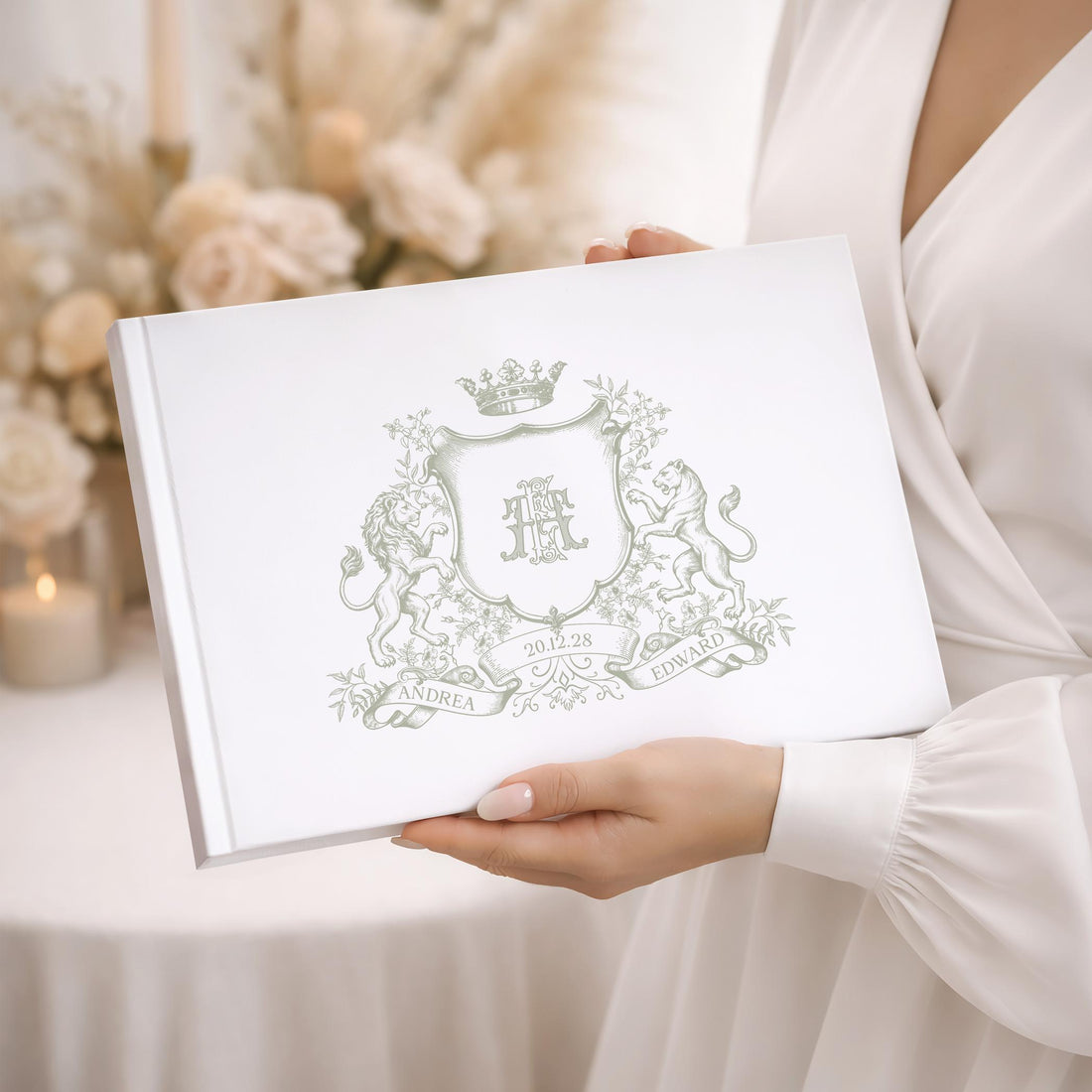 Wedding Crest Design: Custom, Heraldic & Vintage Wedding Crest Ideas
